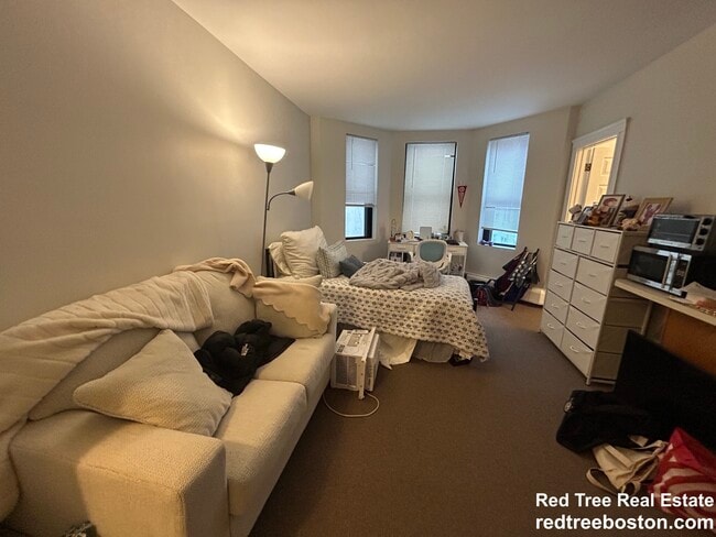 Photo - 845 Beacon St