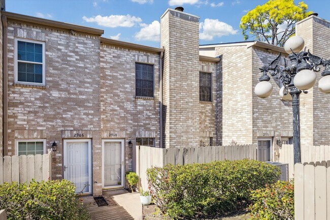 Photo - 2968 Holly Hall St