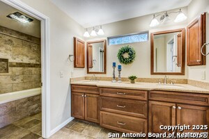 Photo - 8706 Collingwood