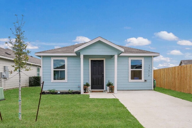Building Photo - "Charming 4-Bedroom Oasis with 2 Full Baths in Converse - 1500 Sq Ft of Comfort!"
