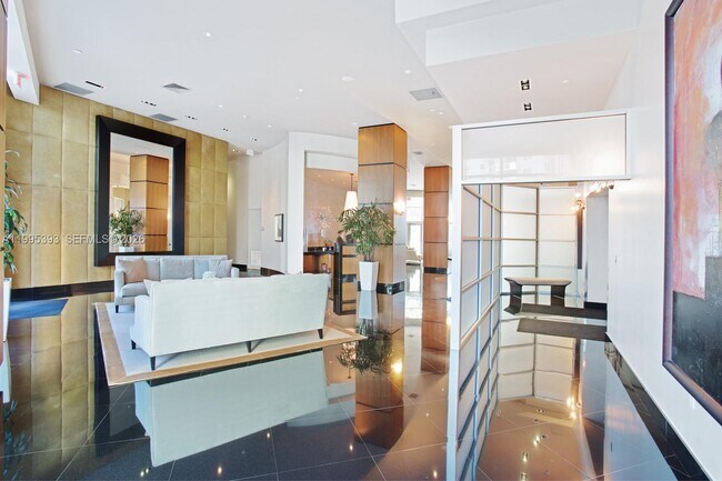 Photo - 3101 S Ocean Dr Unidad 1904