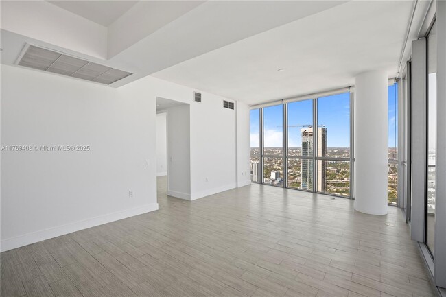 Photo - 1100 Biscayne Blvd Condo Unit 5907