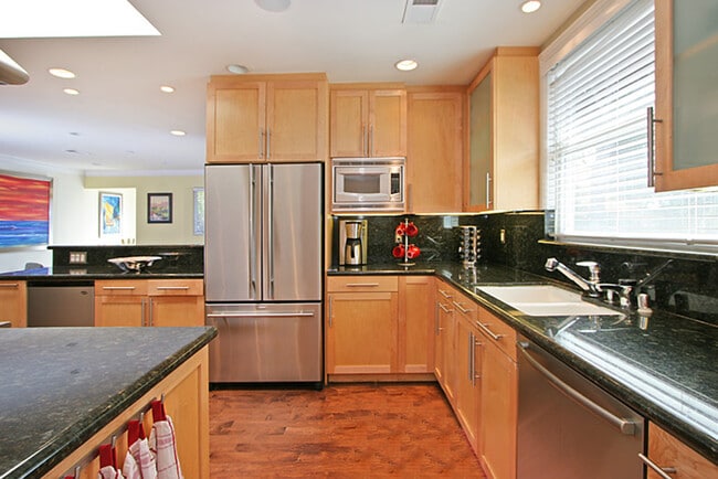 Photo - 807 Warren Ave Unidad 807