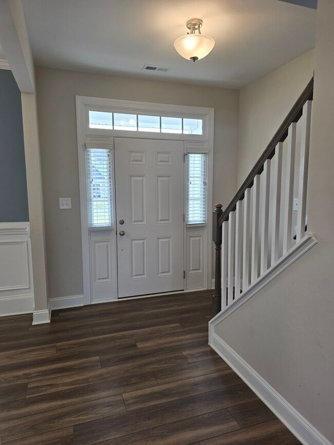 1404 Friar Rock Cir