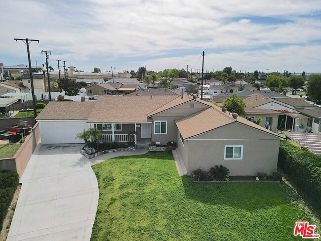 Photo - 14908 Steprock Dr House