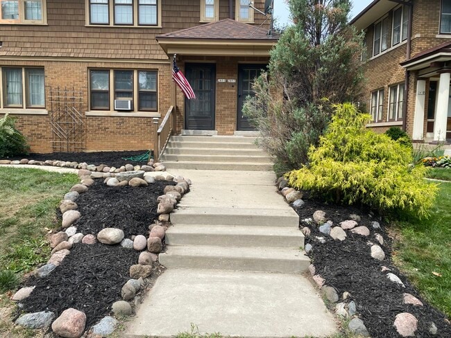 Building Photo - 2853 N Sherman Blvd Unit 2