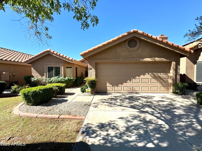 Building Photo - 15626 N 50th St