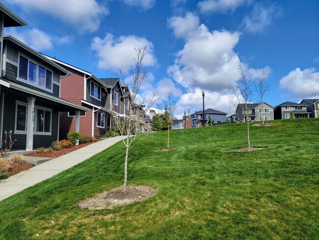 Photo - Bright, Spacious 4 bedroom in Pinnacle Peak