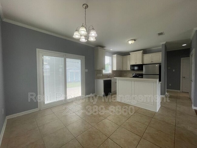 Photo - 1021 N Janice Ave