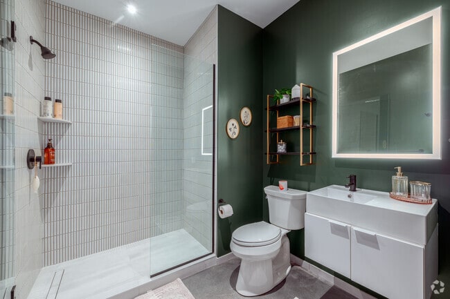 Air BnB Suite - Bathroom - Driftwood