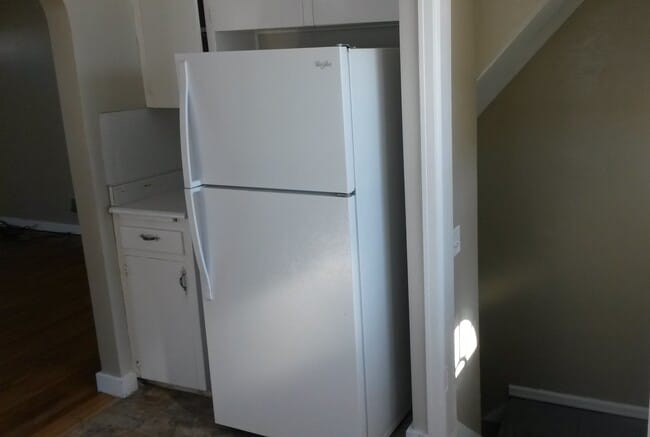 Photo - 1421 E 4th St