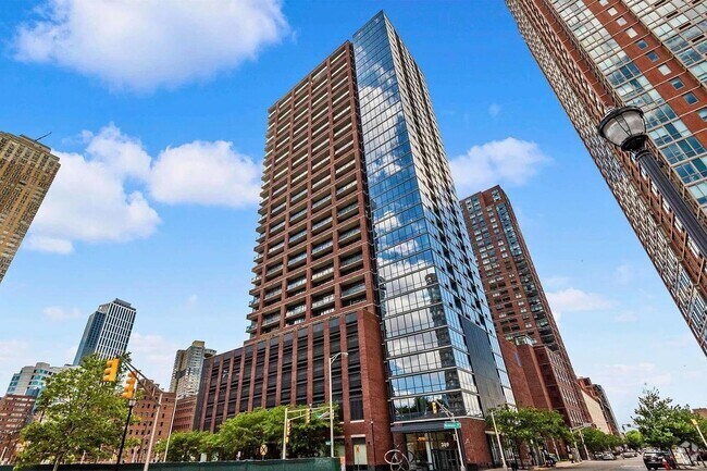 Building Photo - 389 Washington St Unit 19 A Rental