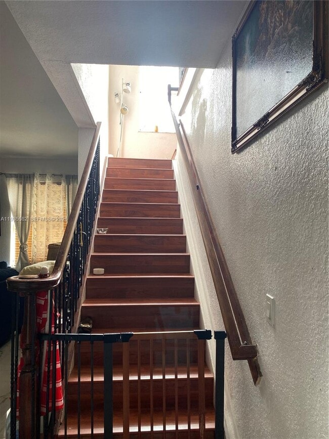 Photo - 2300 NE 37th Rd