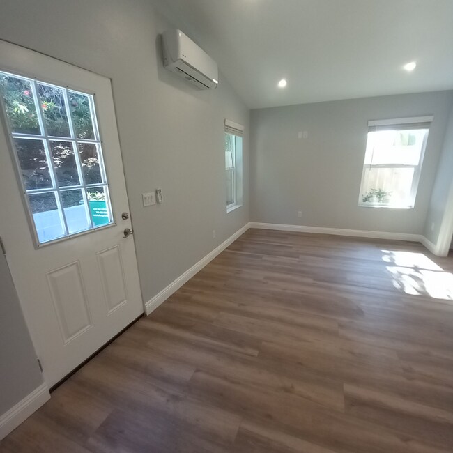 Photo - 3642 Catalina Dr