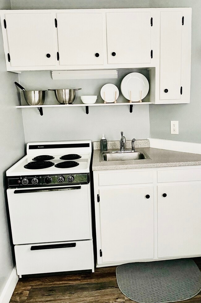 Photo - 104 Main Street Unit Apt #4