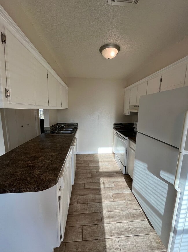 Photo - 1008 Acacia Cir Unit 1008