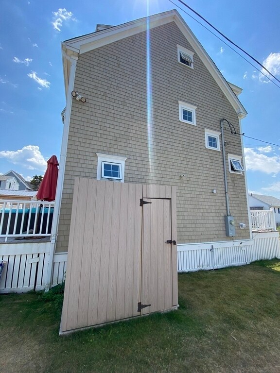 21 Hummock Ln
