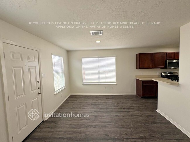 Photo - 6527 Gorton Dr