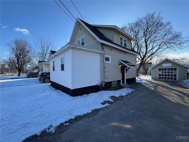 Photo - 110 Edgemere Rd