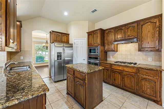 Photo - 928 Wellington Dr
