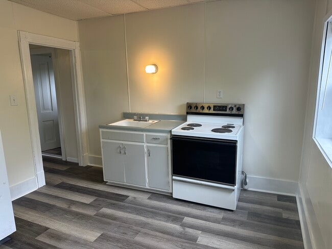 Photo - 421 E. Spruce