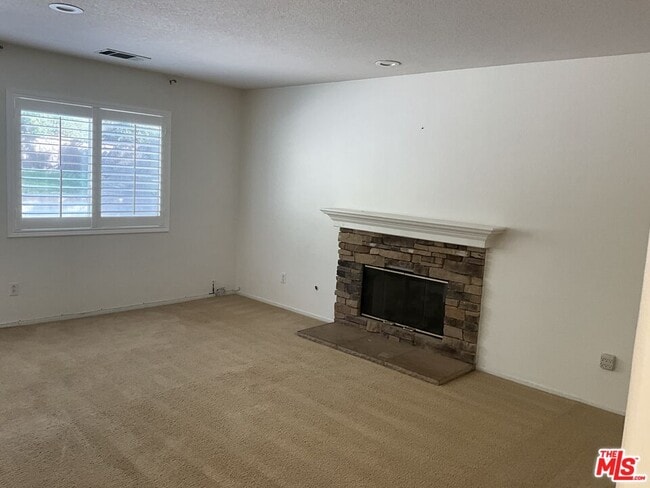Photo - 5544 Pine Ave