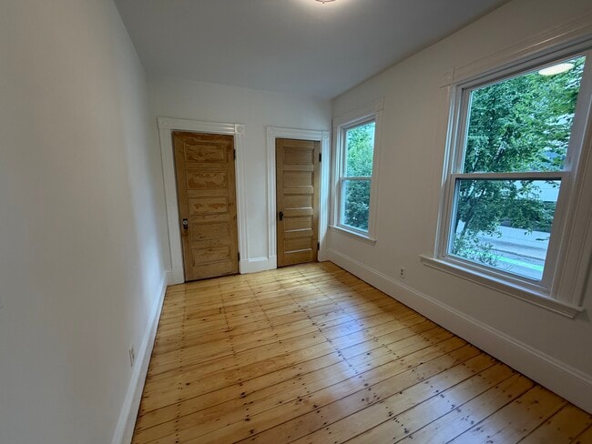 Photo - 1657 Cambridge St Unit 2