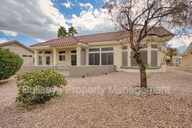 15704 W Sentinel Dr