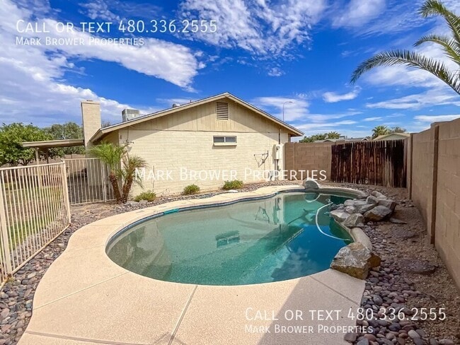 Photo - 4828 S Roberts Rd