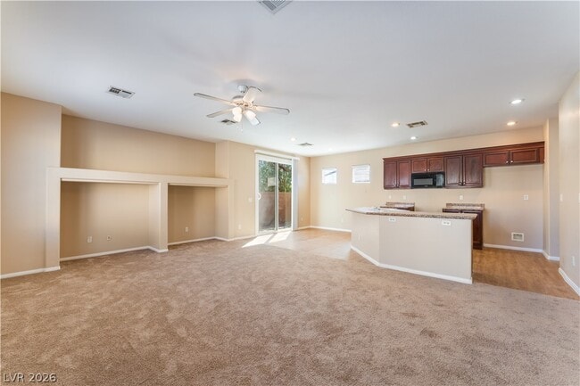 8121 Retriever Ave