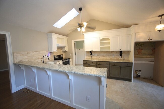 Photo - Ranch Home in Superb Downtown Cary Location