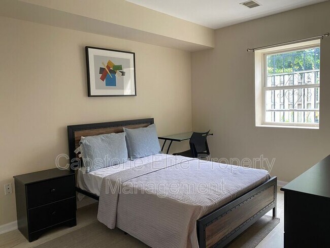 Photo - 141-143-143 Norfolk St