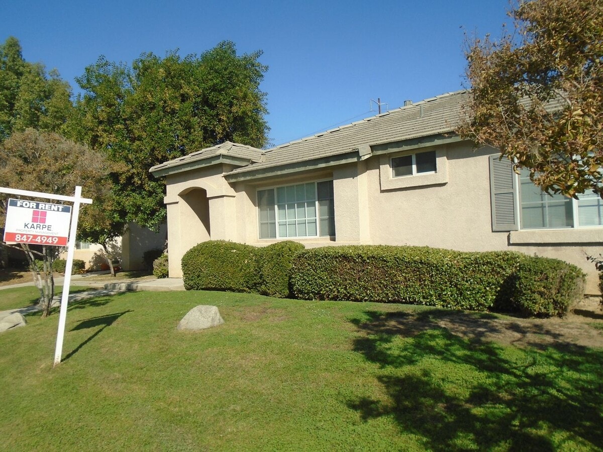 Photo - 4502 Pebble Creek Dr Apartment Unit A