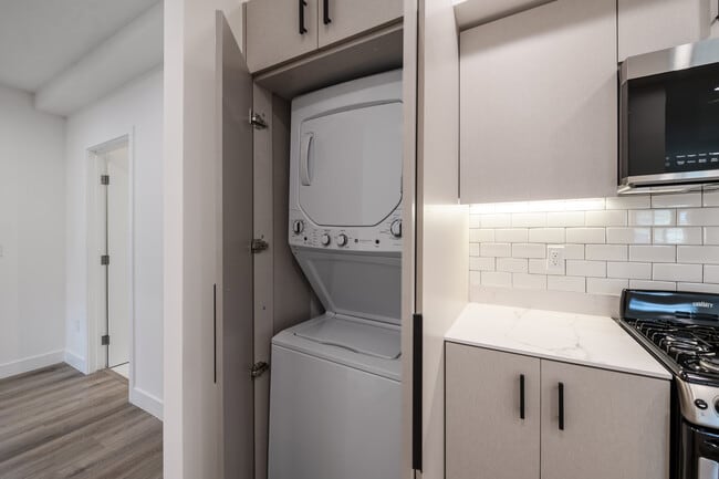 Photo - Hoover Square