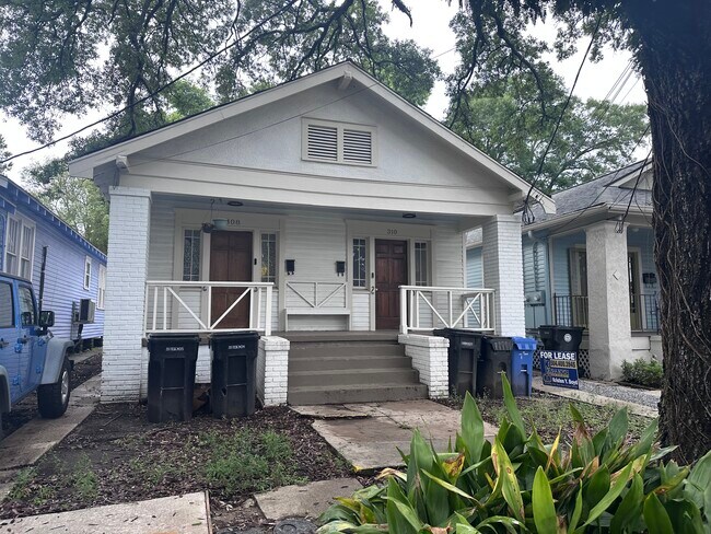 310 Broadway St