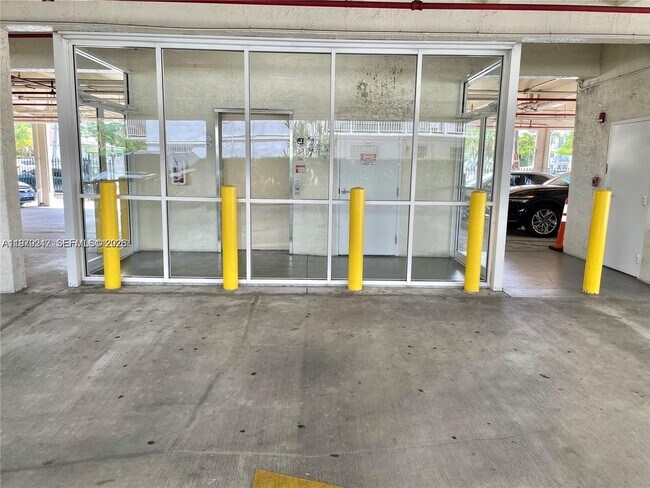 Photo - 3201 W Flagler St Unit 102