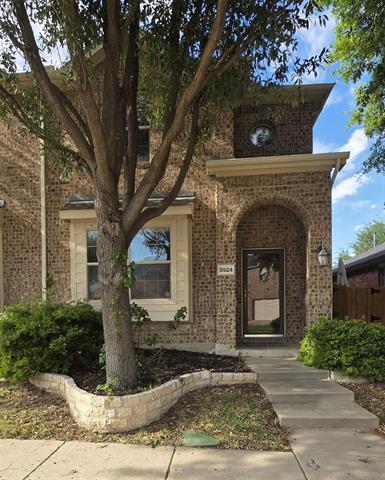 Building Photo - 5924 Round Up Ln