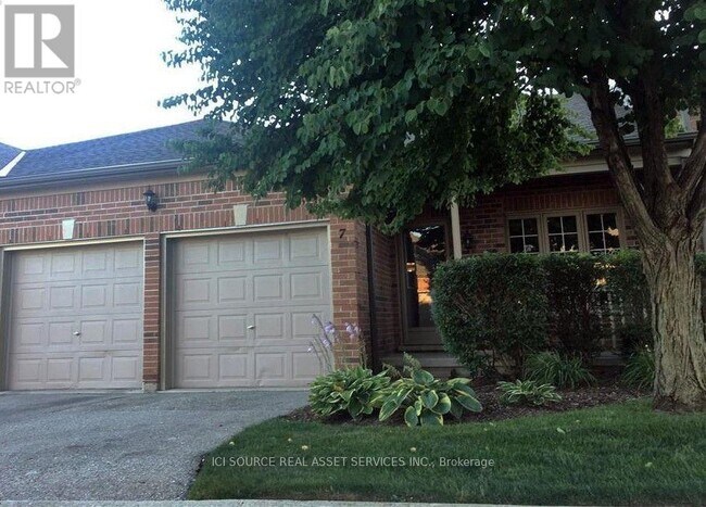 Photo - 205 N Centre Rd