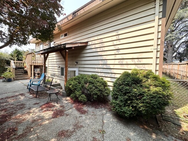 Photo - 1539 NW 62nd St Unit B