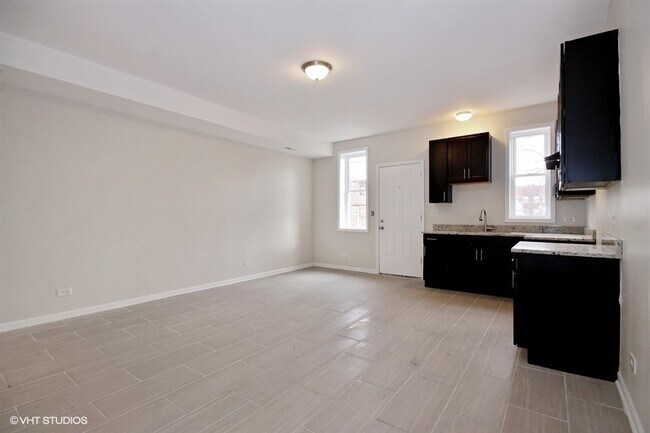 Photo - 7311 S Stewart Ave Unit 7313 - 2