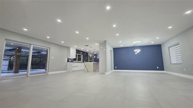 Building Photo - 10540 SW 125th St