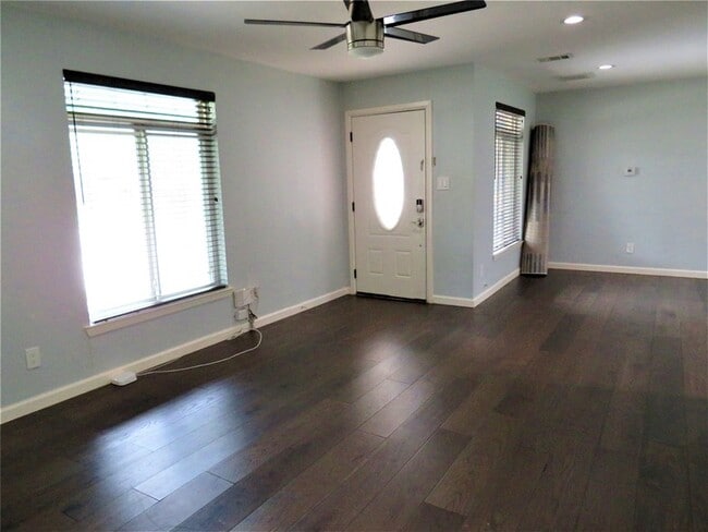 Photo - 1026 Thomas St