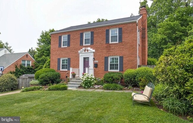 Photo - 4401 Dresden St