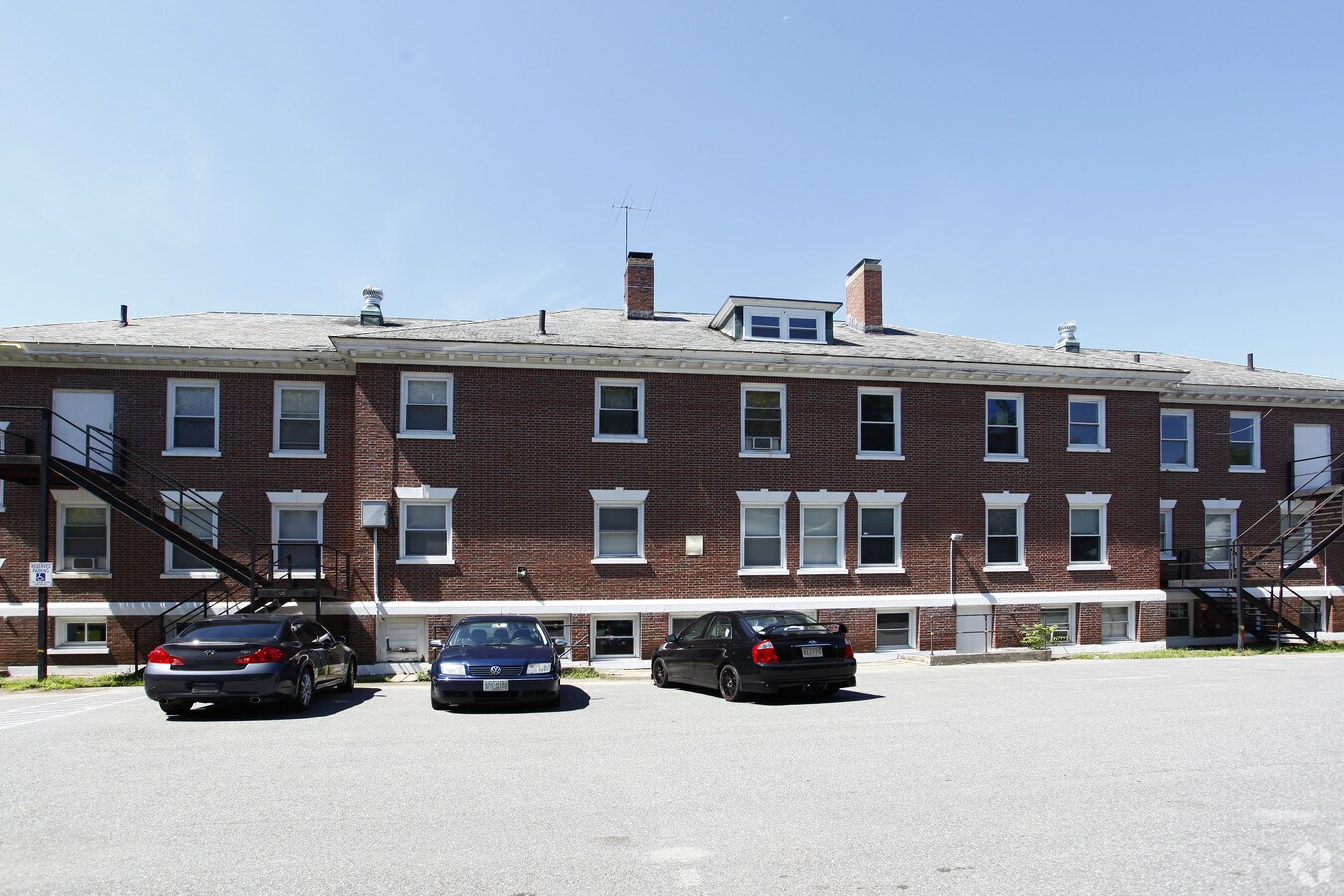 Photo - 423 Pelham St