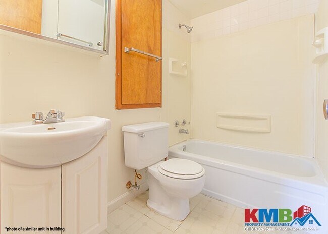 Photo - 1030 Twixt Town Rd NE Unidad 3