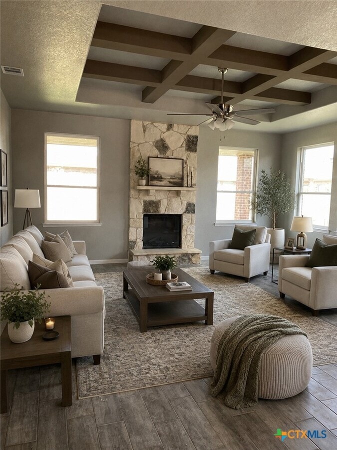 Photo - 811 Marlow Cove