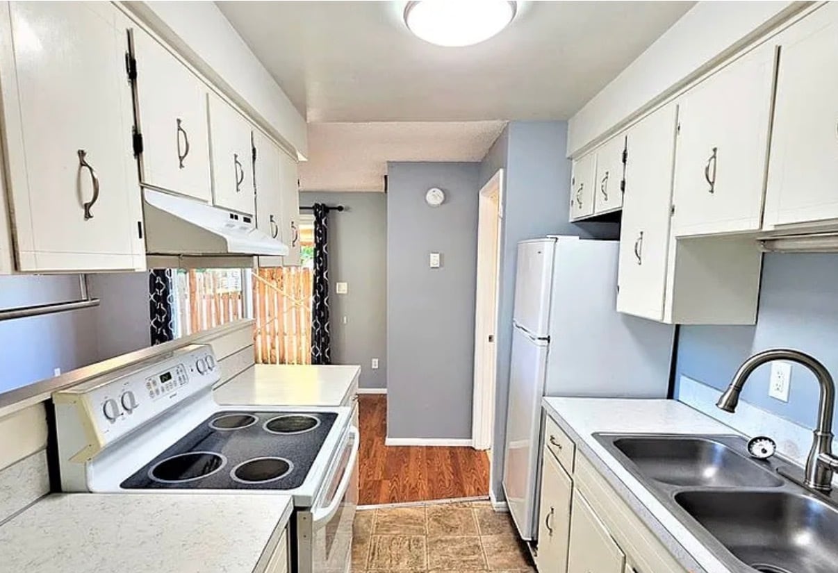 Photo - 1200 4th Ave