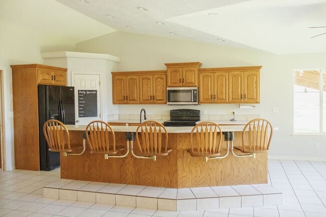 Photo - 4087 E 356 N