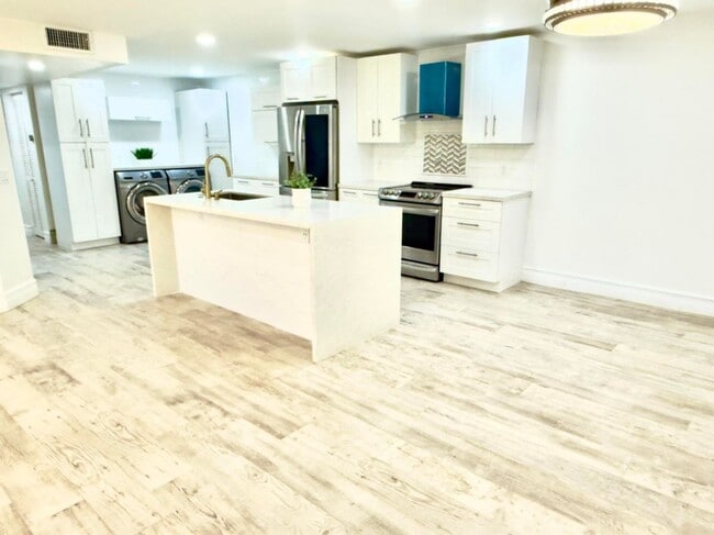 Photo - 3594 Alder Dr