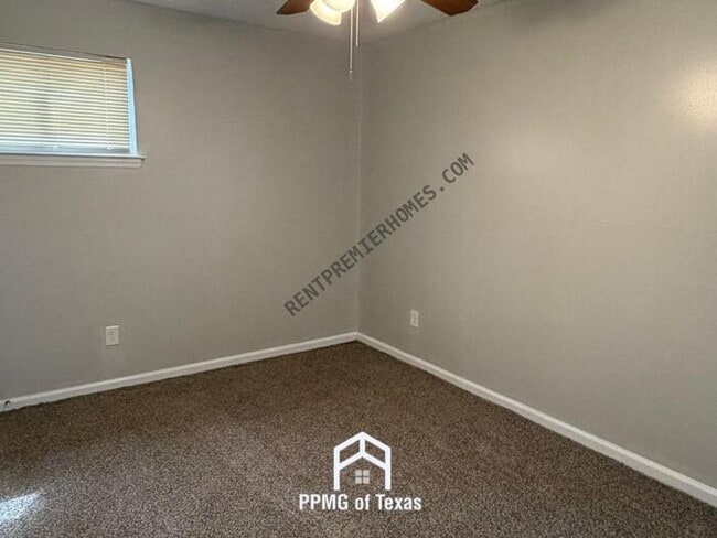 Photo - 6120 Butler Rd